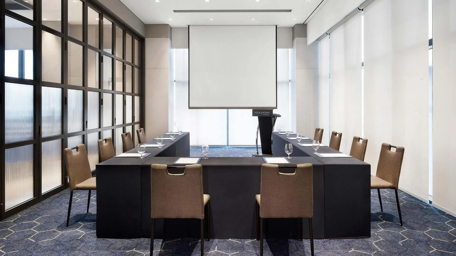 Four Points By Sheraton Josun, Seoul Myeongdong 4*,  Südkorea